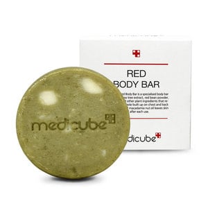 我的鏤空時髦美肌好物： medicube RED 淨透美體皂